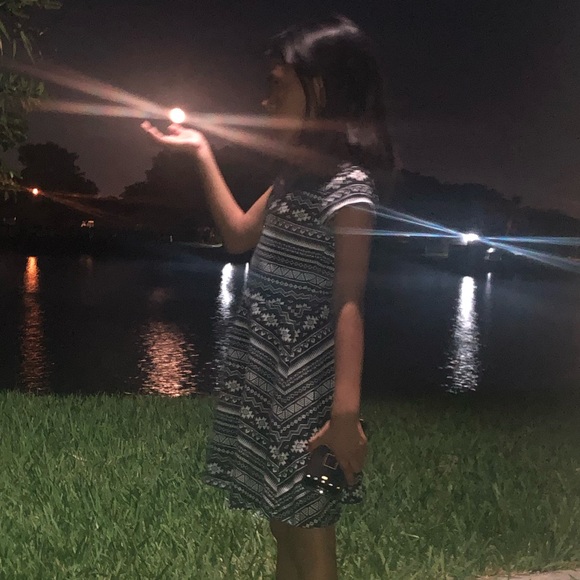 Meet your Posher, Cindi - Picture 1 of 1